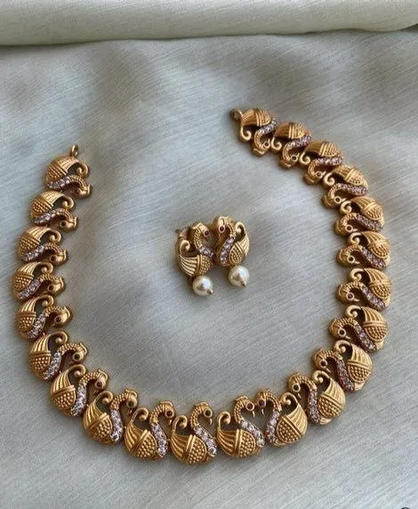 Peacock Motif Necklace Set